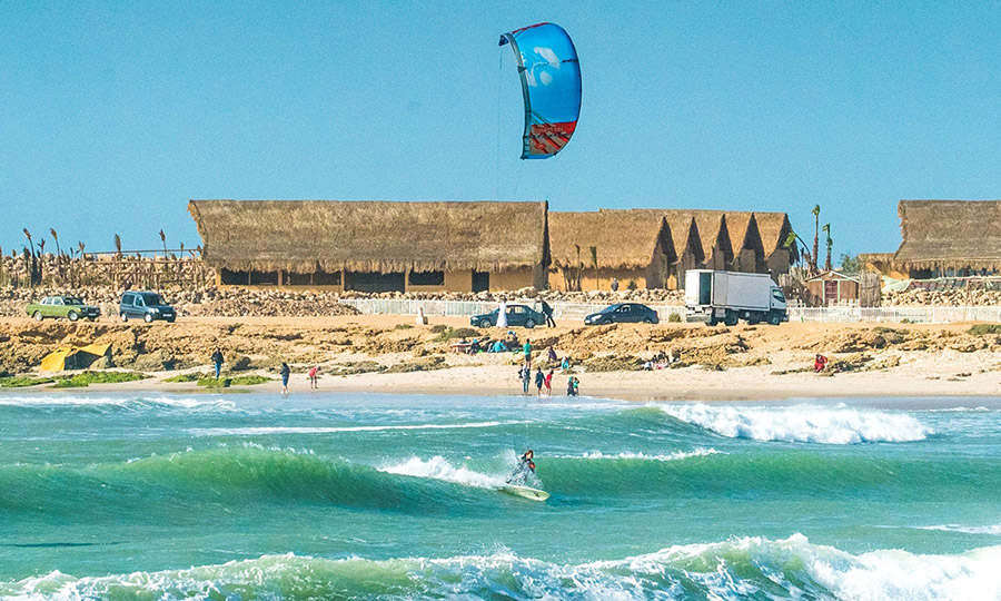 In the south of Morocco, the Dakhla lagoon is a famous stage of the world kitesurfing championship.