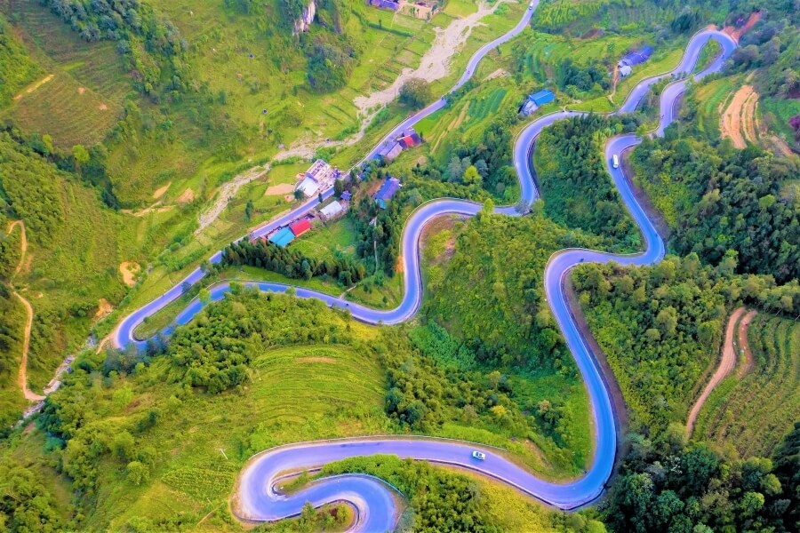 A road in Ha Giang Province