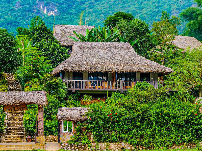 Spacious bungalows inside Mai Chau Ecolodge
