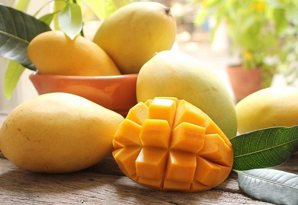 best popular fruits in Vietnam