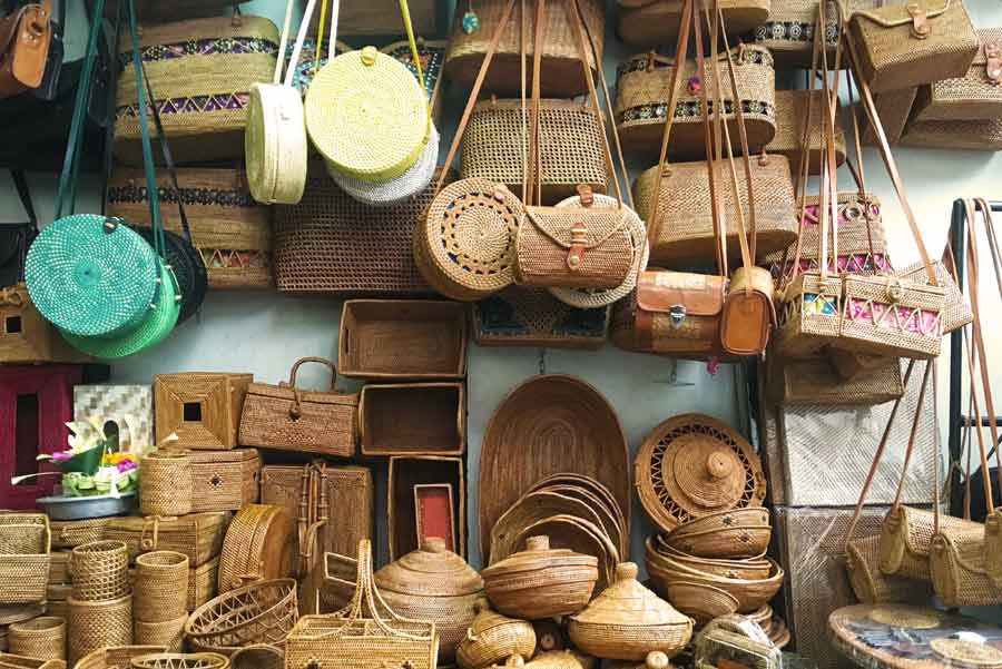 Rattan bags and purses are popular souvenirs in Thailand