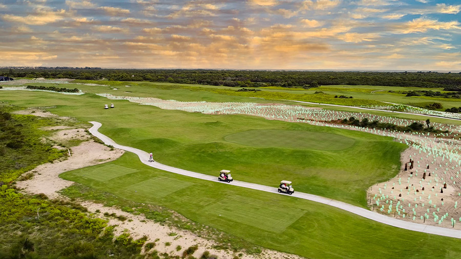 The Links Kennedy Bay produces a true links experiences for all standard of golfers to enjoy.