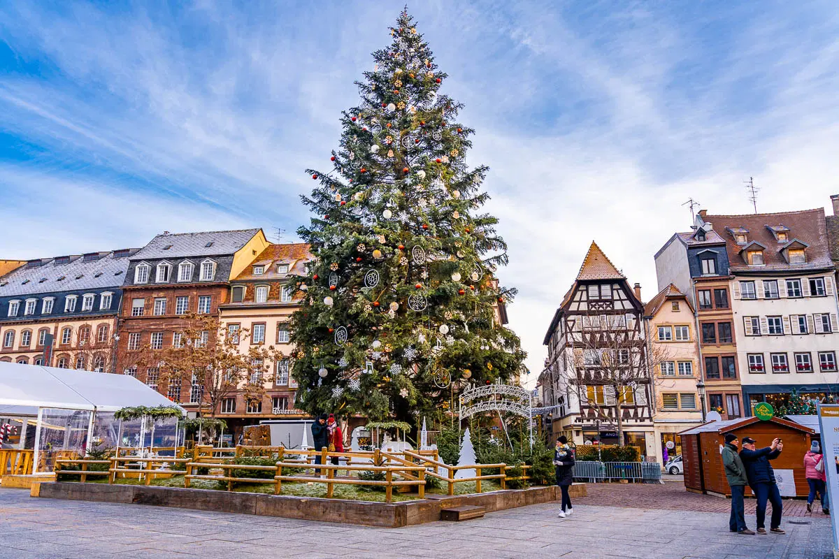 Christmas tree in Place Kléber is the most representative symbol of the Alsatian Christmas.