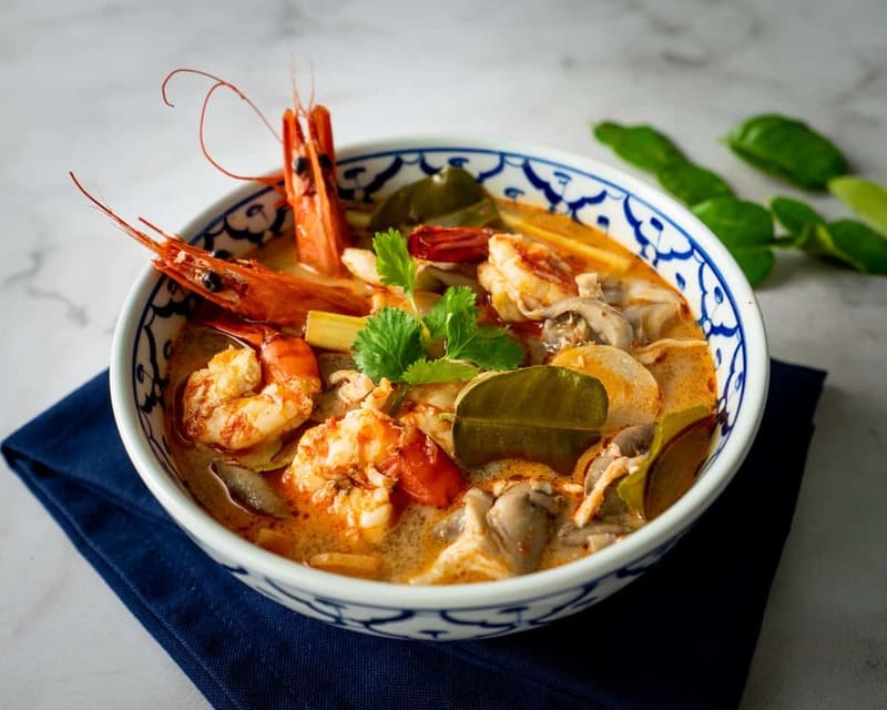 This recipe gives Tom Yam Kung a perfect flavour.